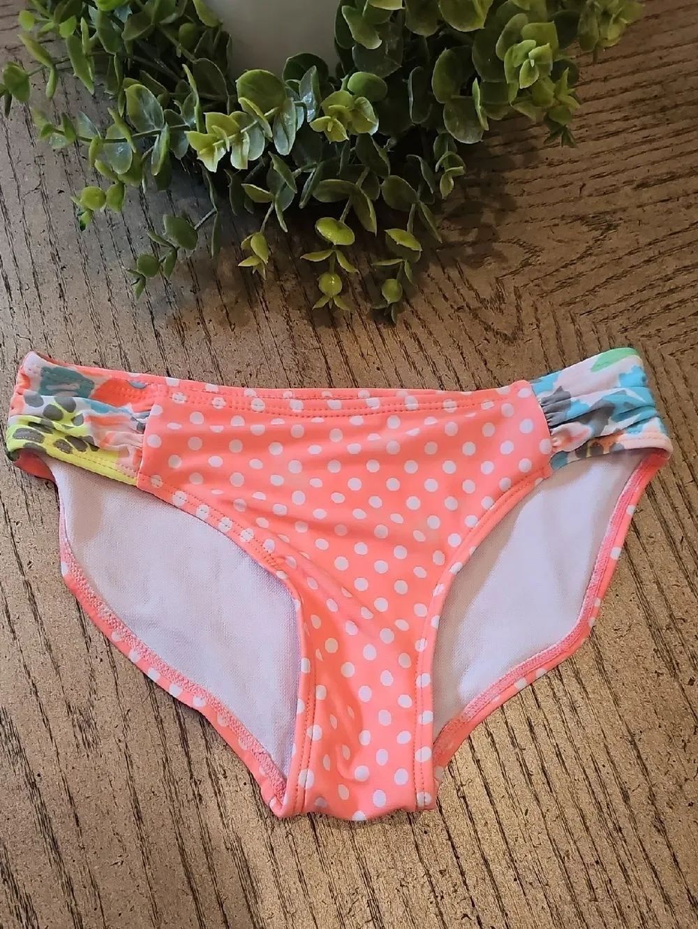 Cat & Jack Coral and White Polka Dot Girls Bikini Bottoms Size M 7/8